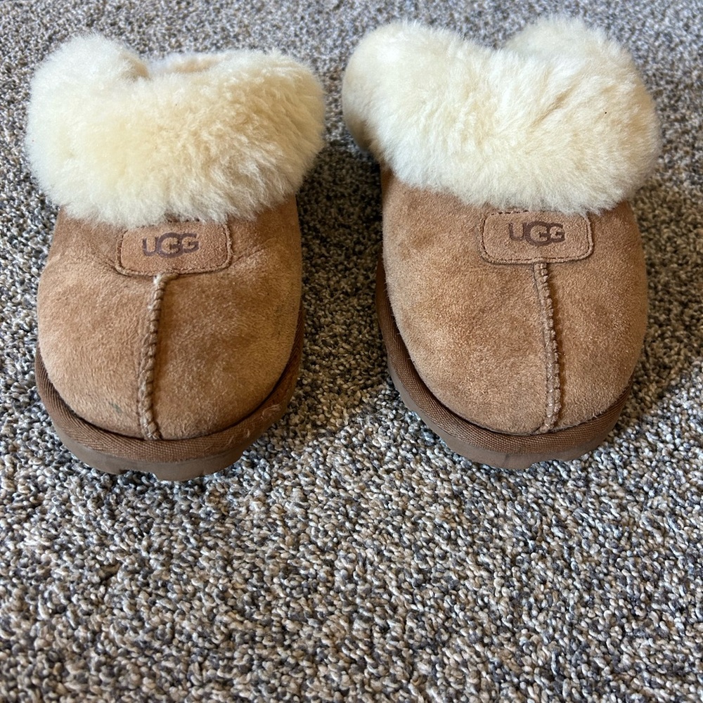 UGG Women’s Brown and Cream Slippers - Picture 2 of 5